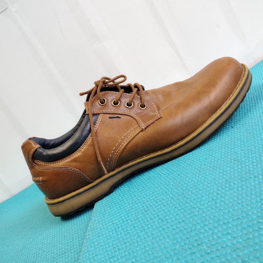 Izod Men's Casual Oxford Lace Up Brown Tan Dress Shoes 10.5M